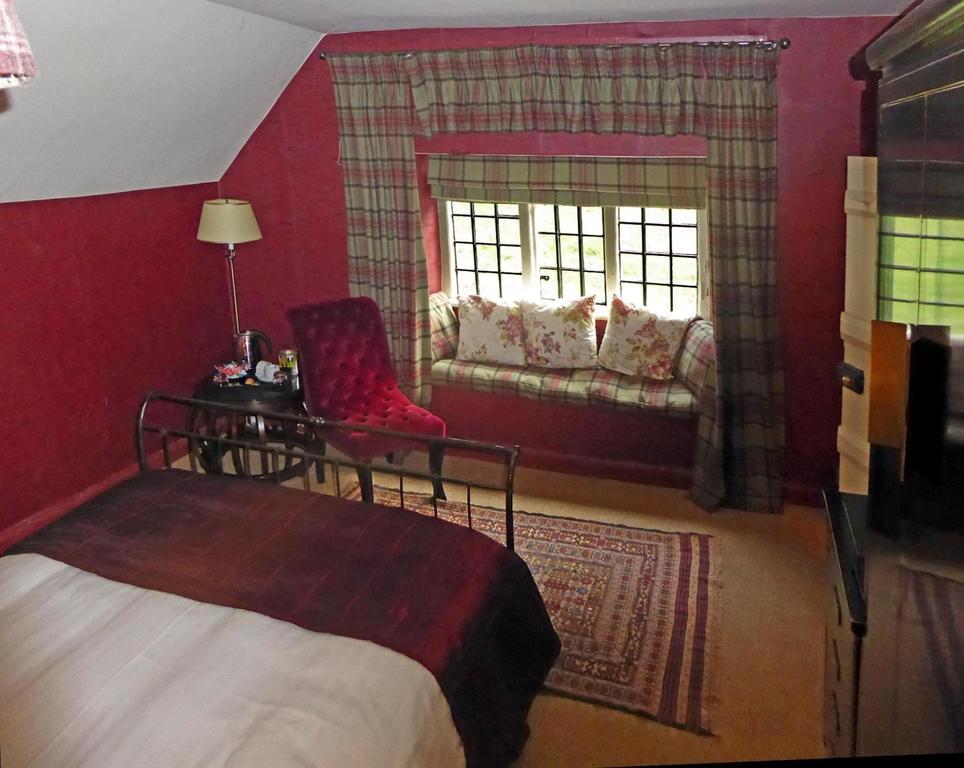 Готель Hambro Arms Milton Abbas Номер фото